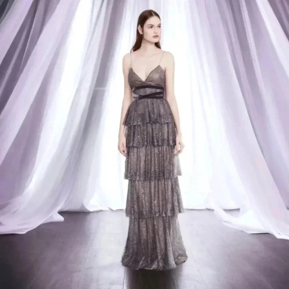 NWT Marchesa Notte Silver Grey Sparkle Tulle Tiered Sleeveless Gown Dress 10 - Picture 1 of 15